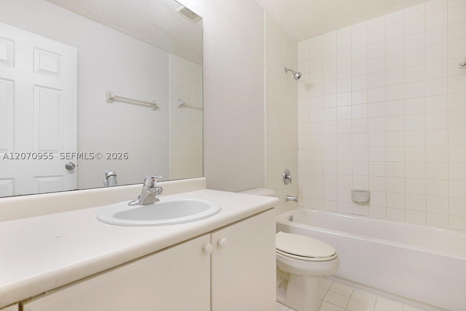 2828 Se 16th Ave 114 Property Photo 13