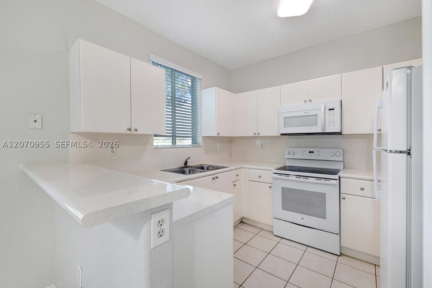 2828 Se 16th Ave 114 Property Photo 24