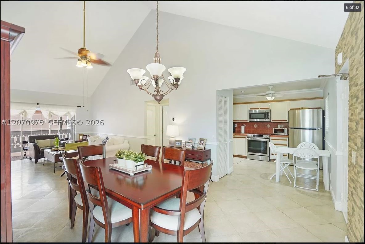 10521 Mahogany Key Cir 207 Property Photo 6