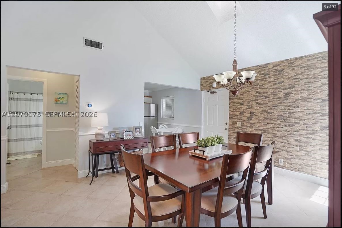10521 Mahogany Key Cir 207 Property Photo 9