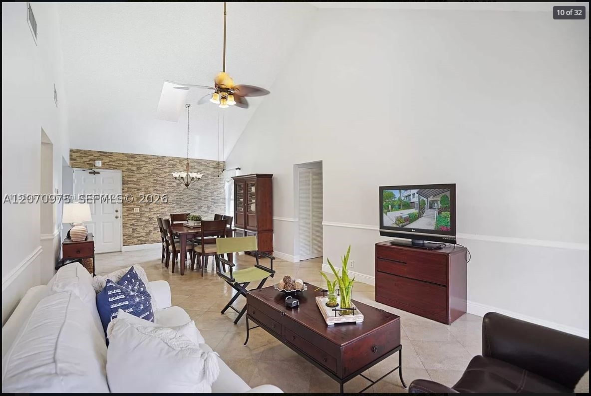 10521 Mahogany Key Cir 207 Property Photo 10