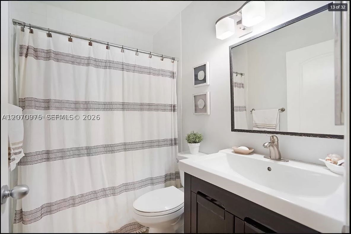 10521 Mahogany Key Cir 207 Property Photo 13