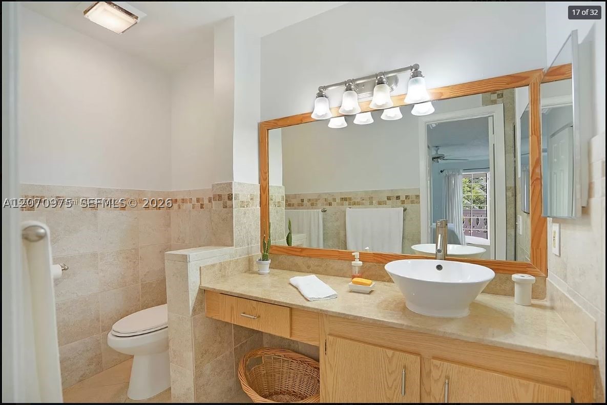 10521 Mahogany Key Cir 207 Property Photo 17