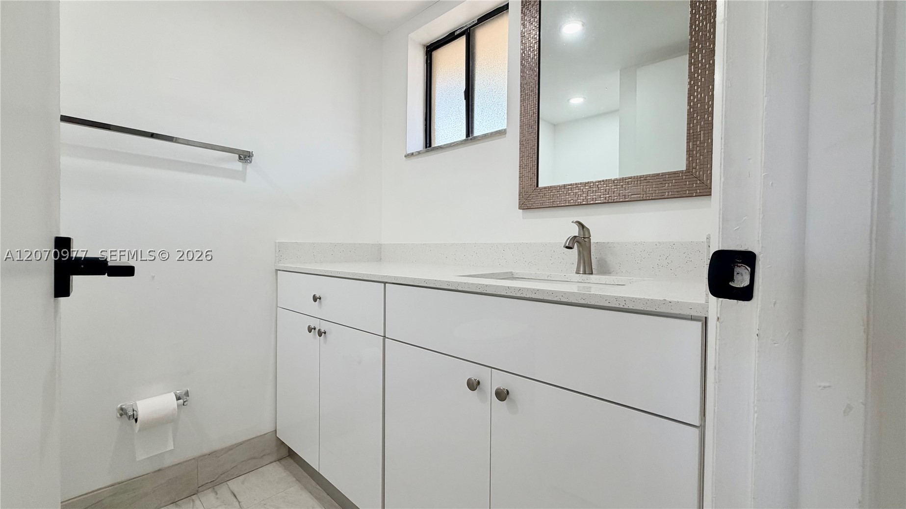 8615 Nw 8th St 421 Property Photo 6