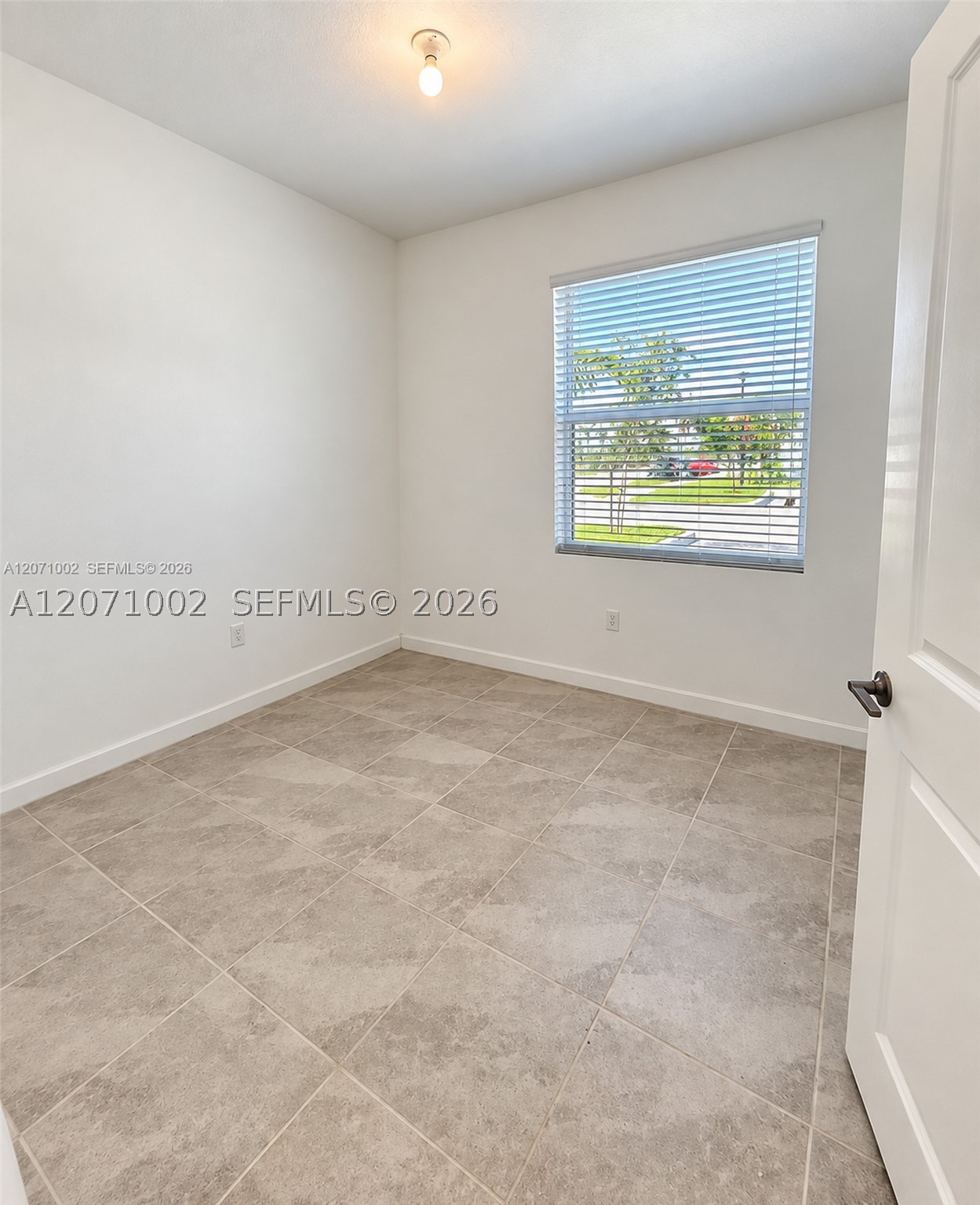 1161 Se 1st St 0 Property Photo 8