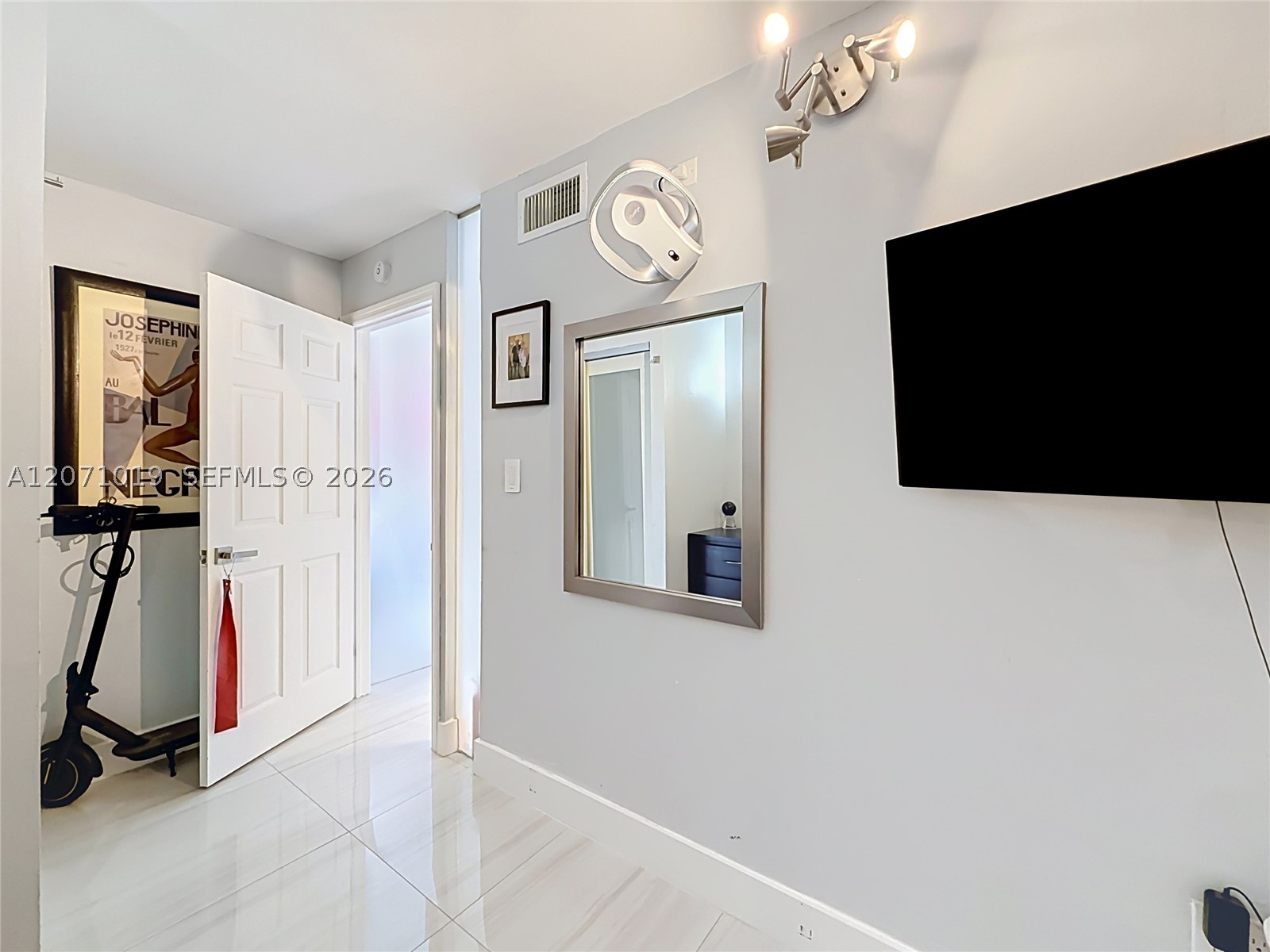 6900 Bay Dr 11g Property Photo 19