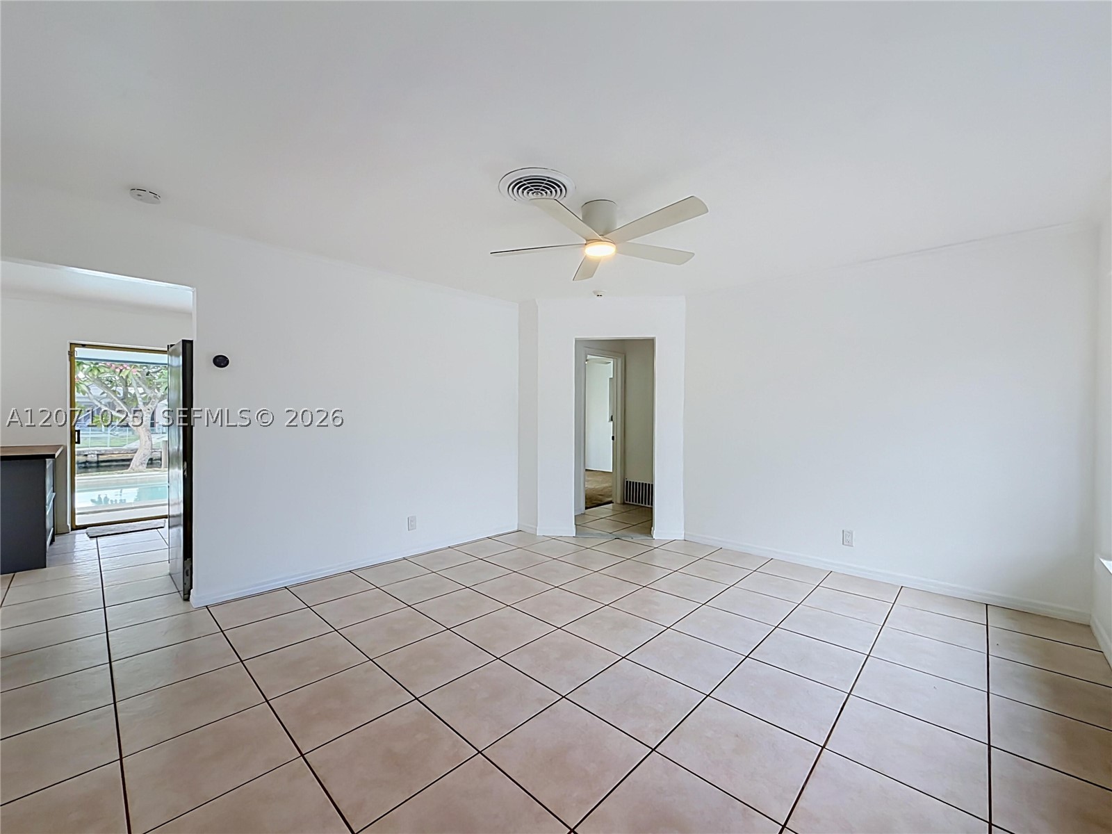 1841 Nw 33rd Ct Property Photo 11