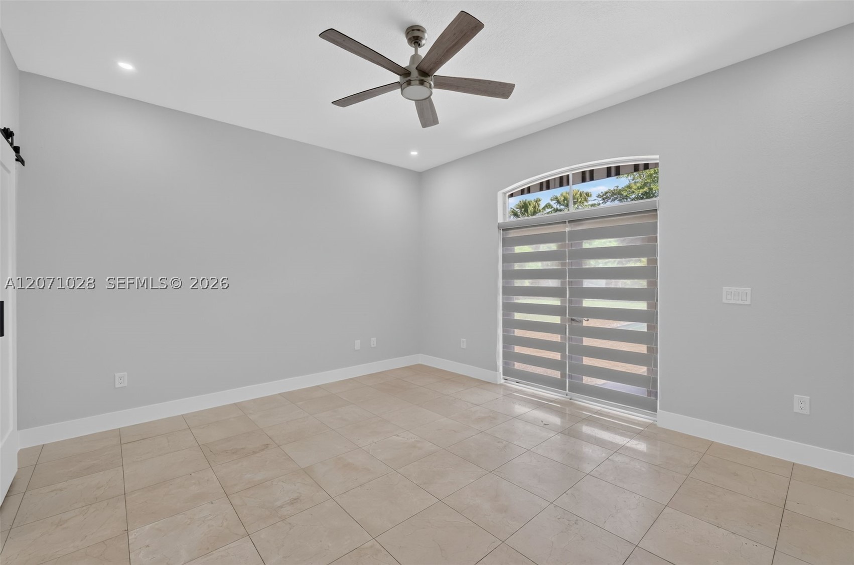 10890 Sw 95th St Property Photo 22