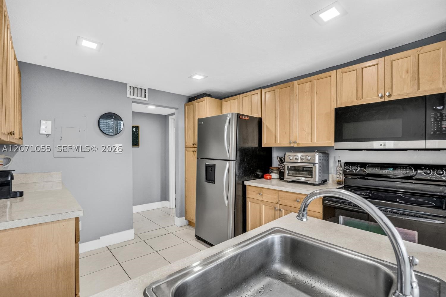 16565 Ne 26th Ave 4e Property Photo 15