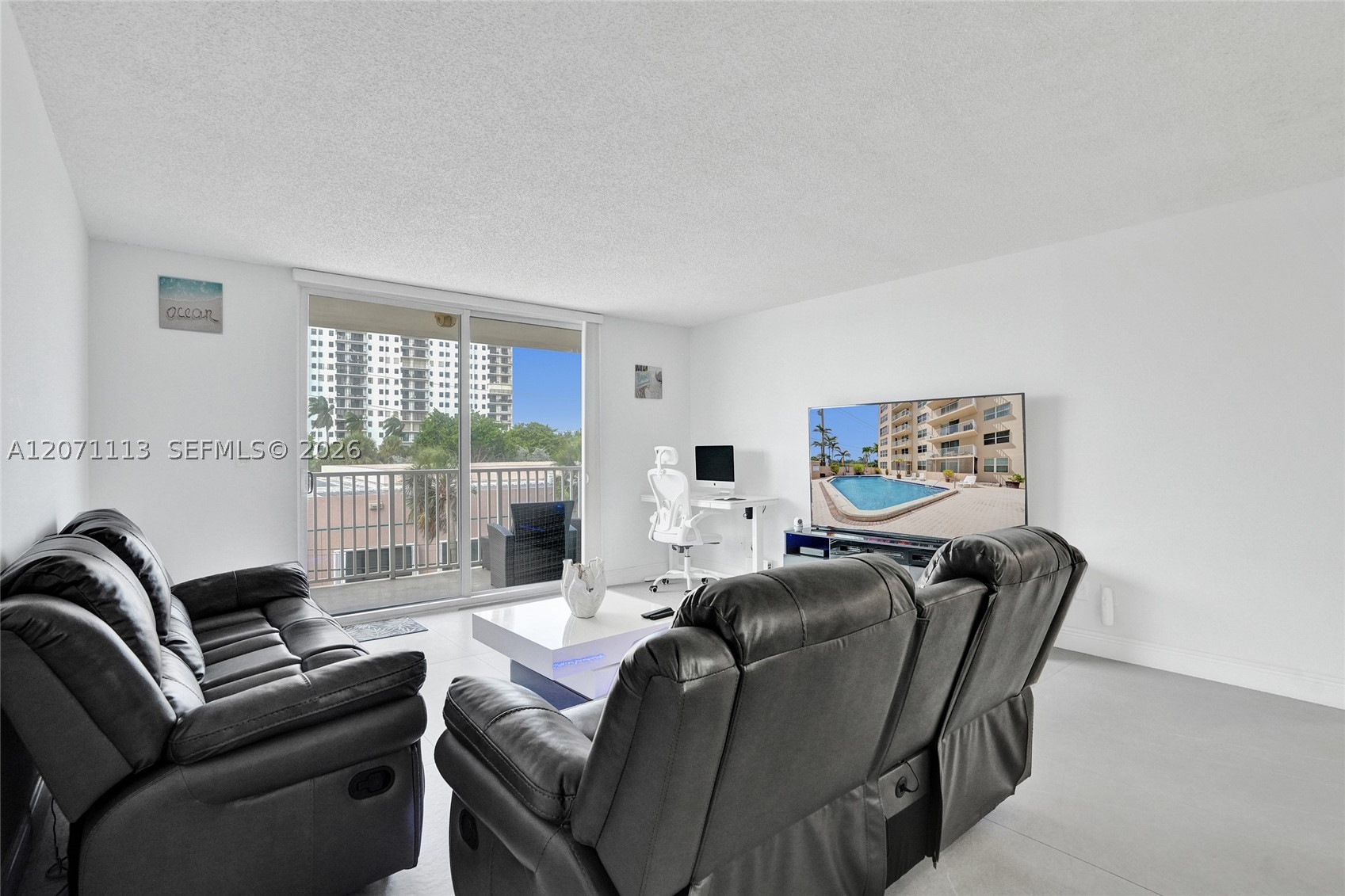 1401 S Ocean Dr 302 Property Photo 12