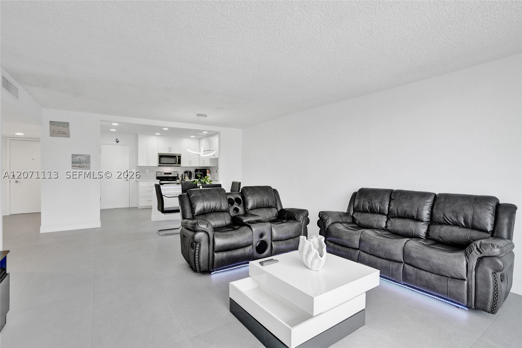 1401 S Ocean Dr 302 Property Photo 15