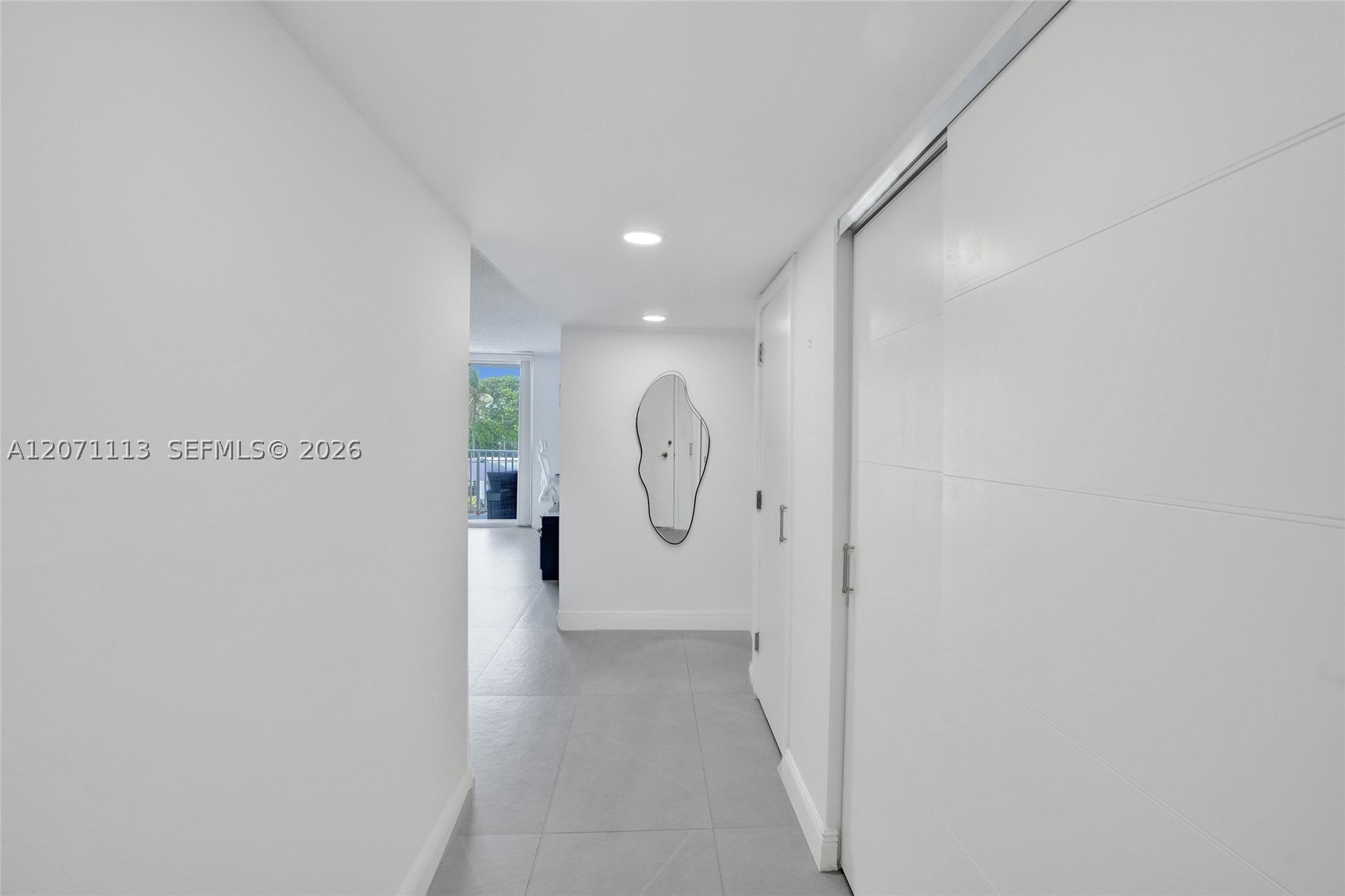 1401 S Ocean Dr 302 Property Photo 17