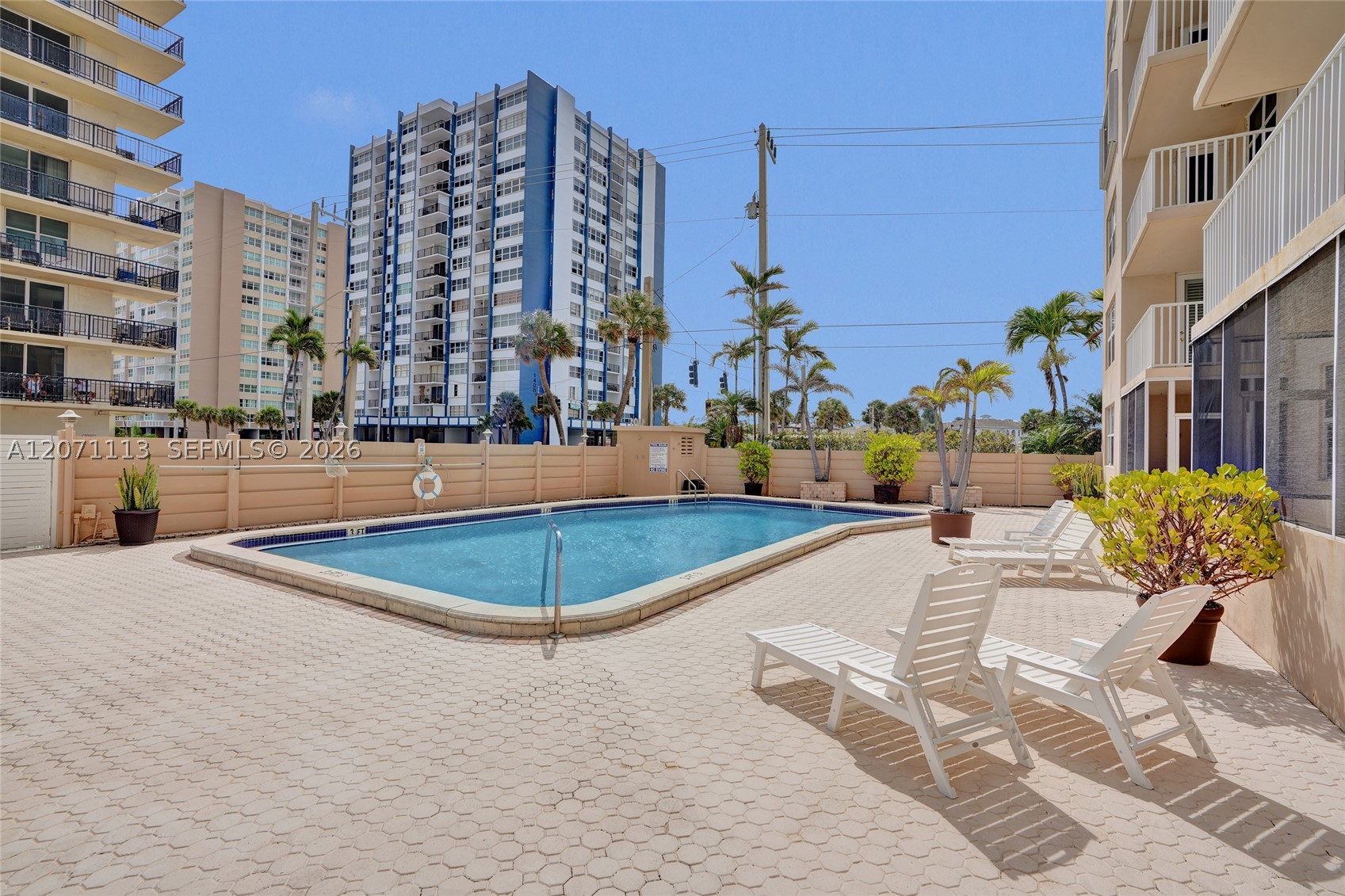 1401 S Ocean Dr 302 Property Photo 40