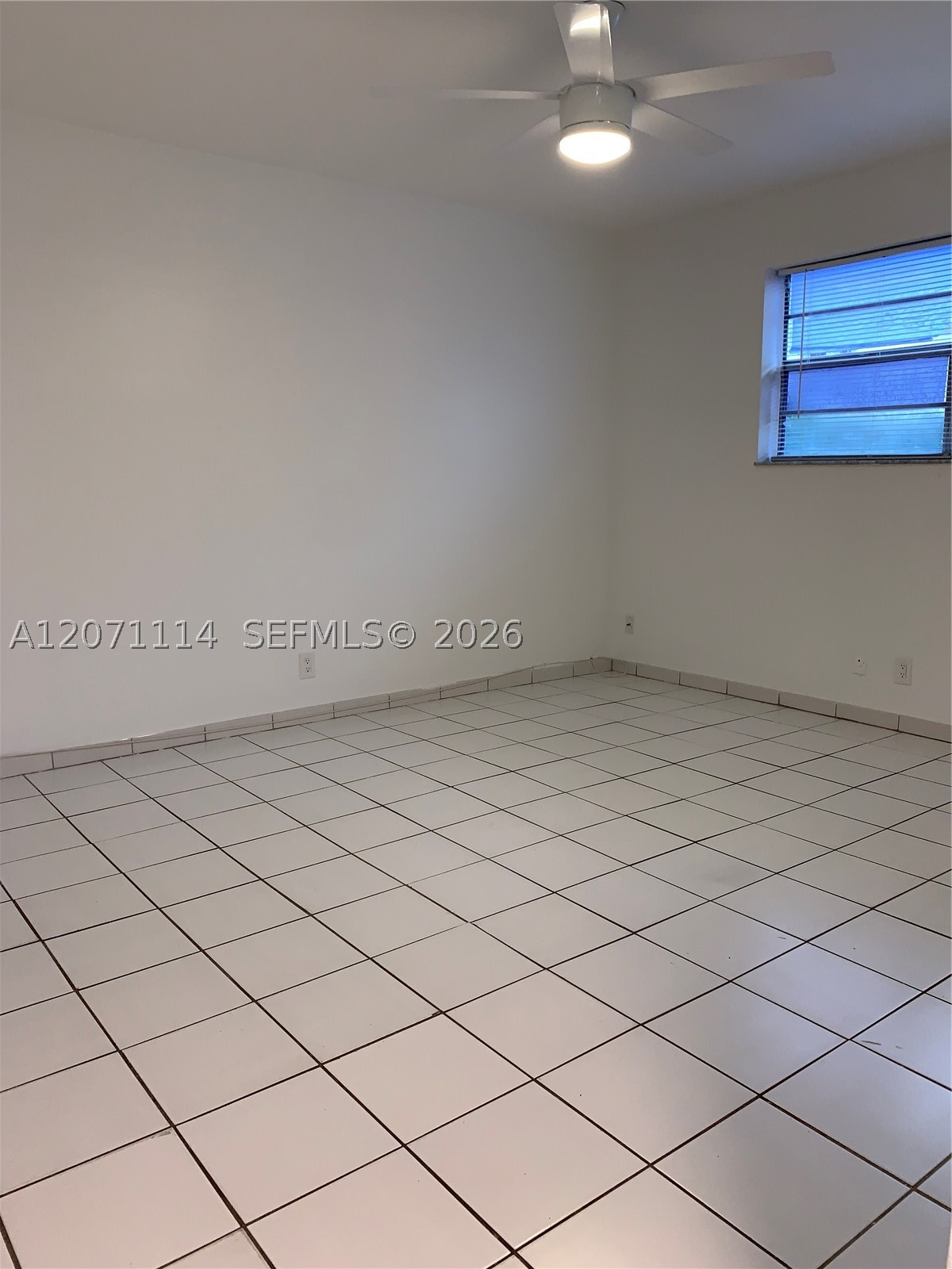 2612 Johnson St 4 Property Photo 9