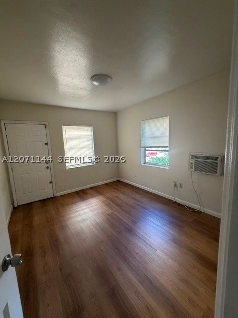 910 S Douglas Rd 3 Property Photo 6