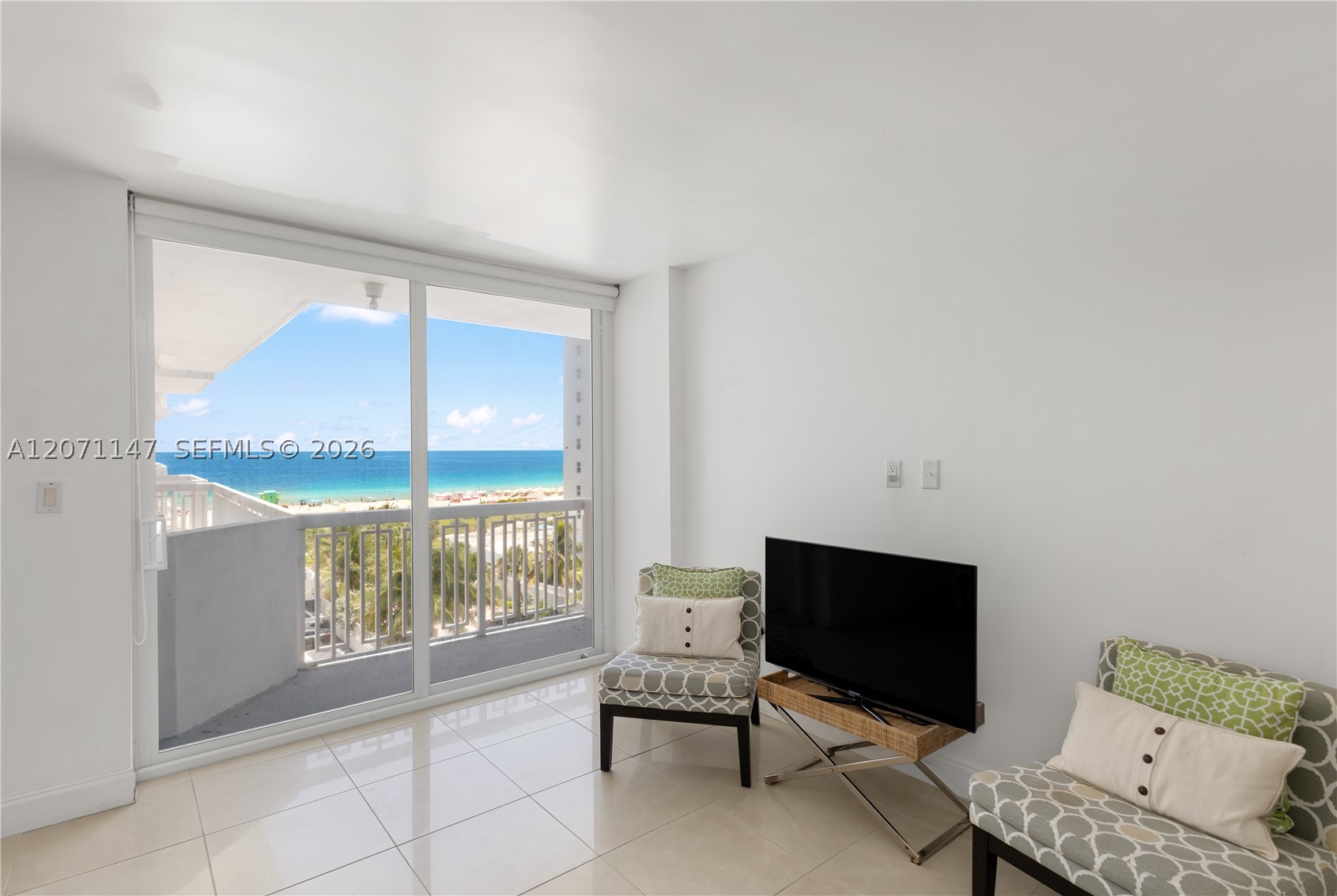 401 Ocean Dr 607 Property Photo 7