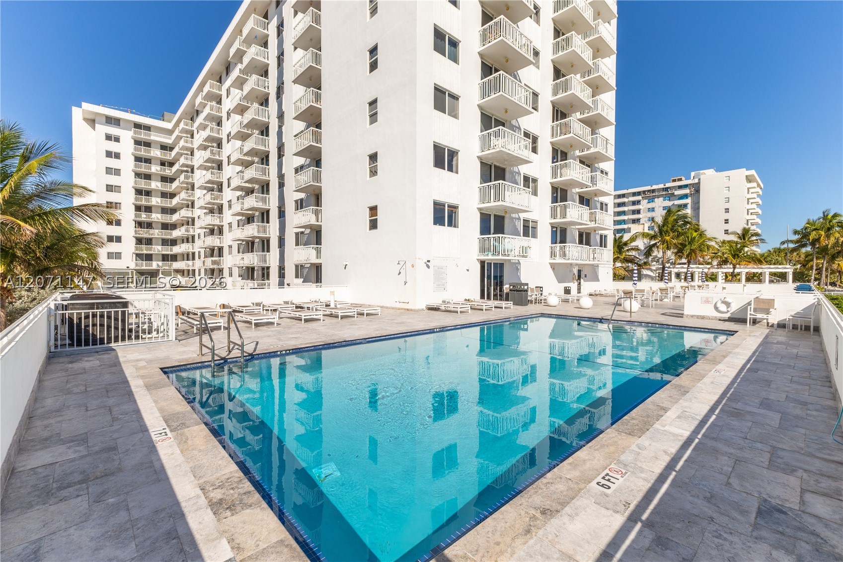 401 Ocean Dr 607 Property Photo 21