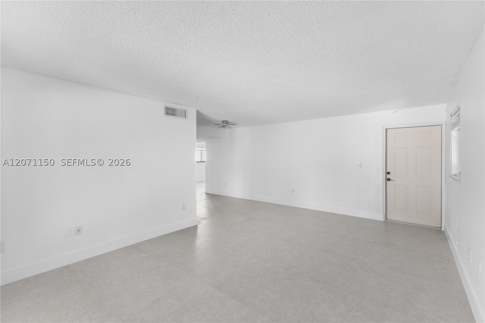 1225 West Ave 201 Property Photo 5