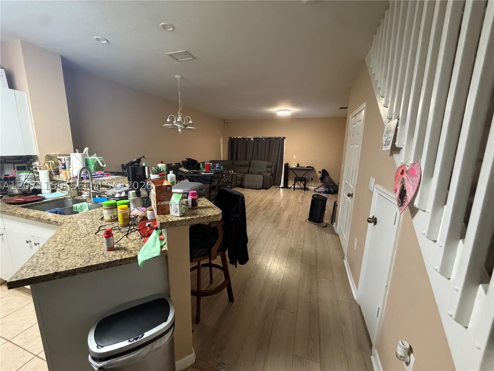 550 Saint Tropez Ln Property Photo 4