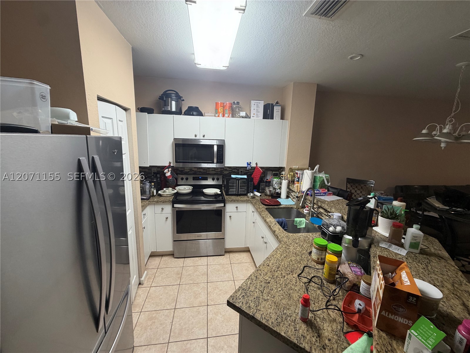 550 Saint Tropez Ln Property Photo 6