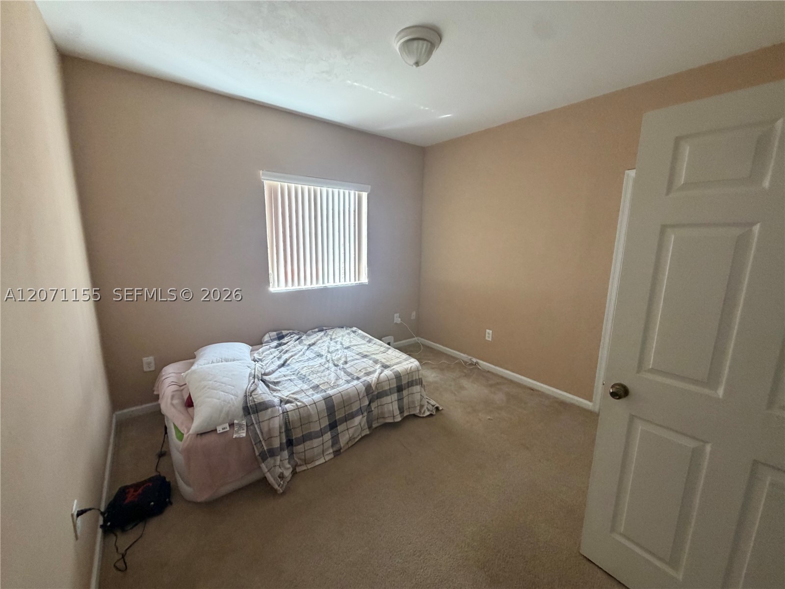 550 Saint Tropez Ln Property Photo 10