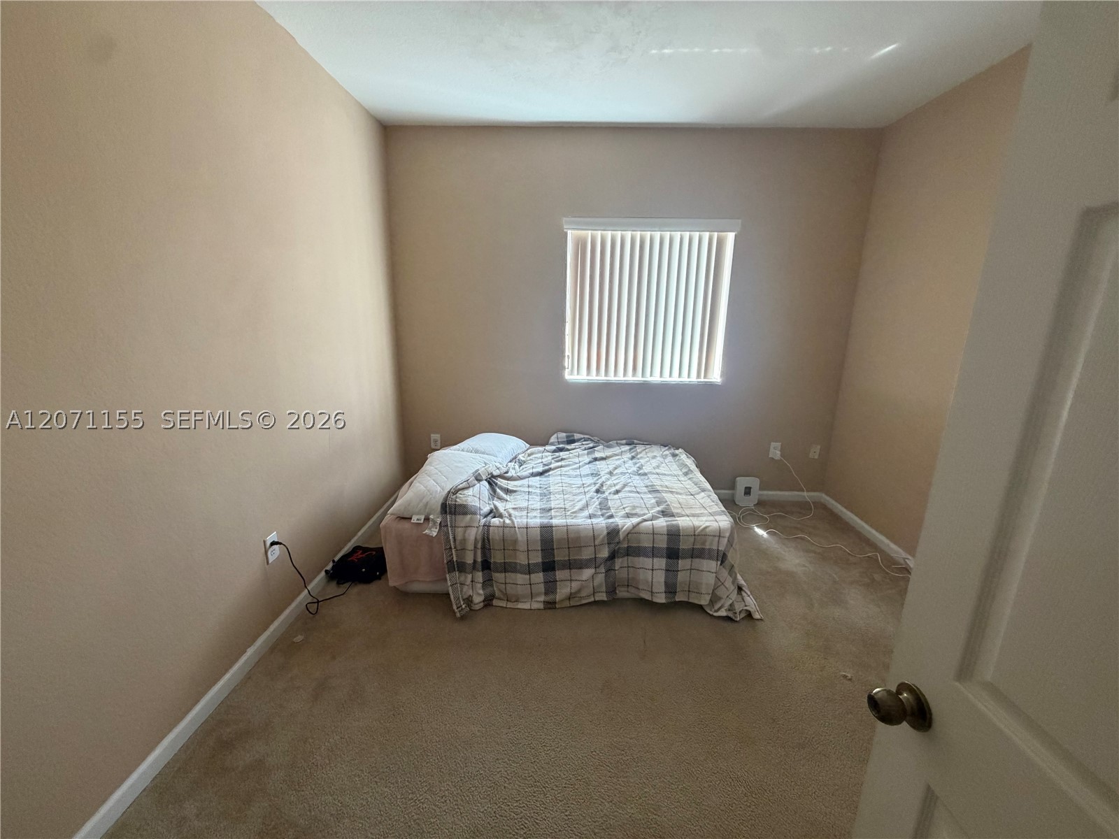 550 Saint Tropez Ln Property Photo 11