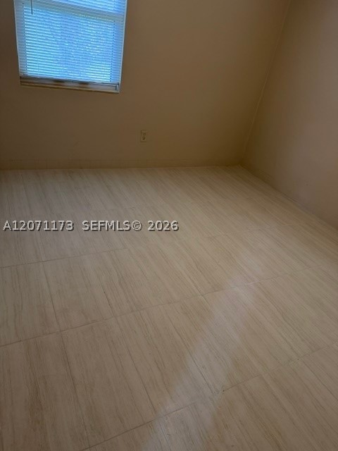 305 Nw 12th Ave 1 Property Photo 6