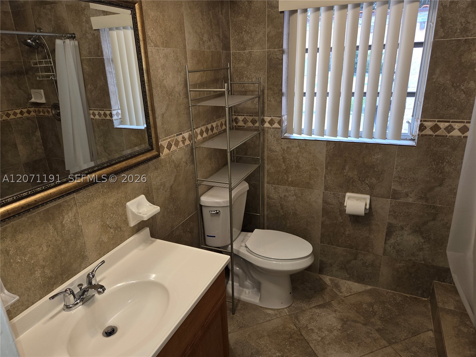 2359 N Wallen Dr Property Photo 13