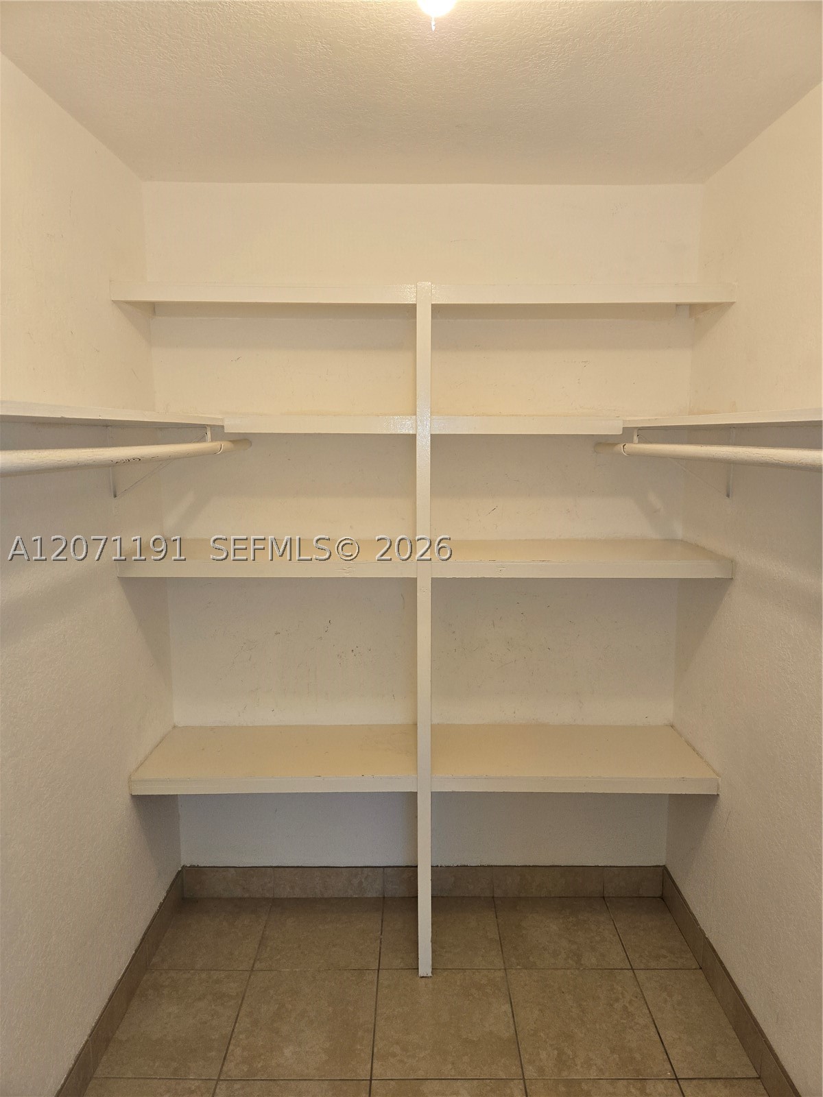 2359 N Wallen Dr Property Photo 19