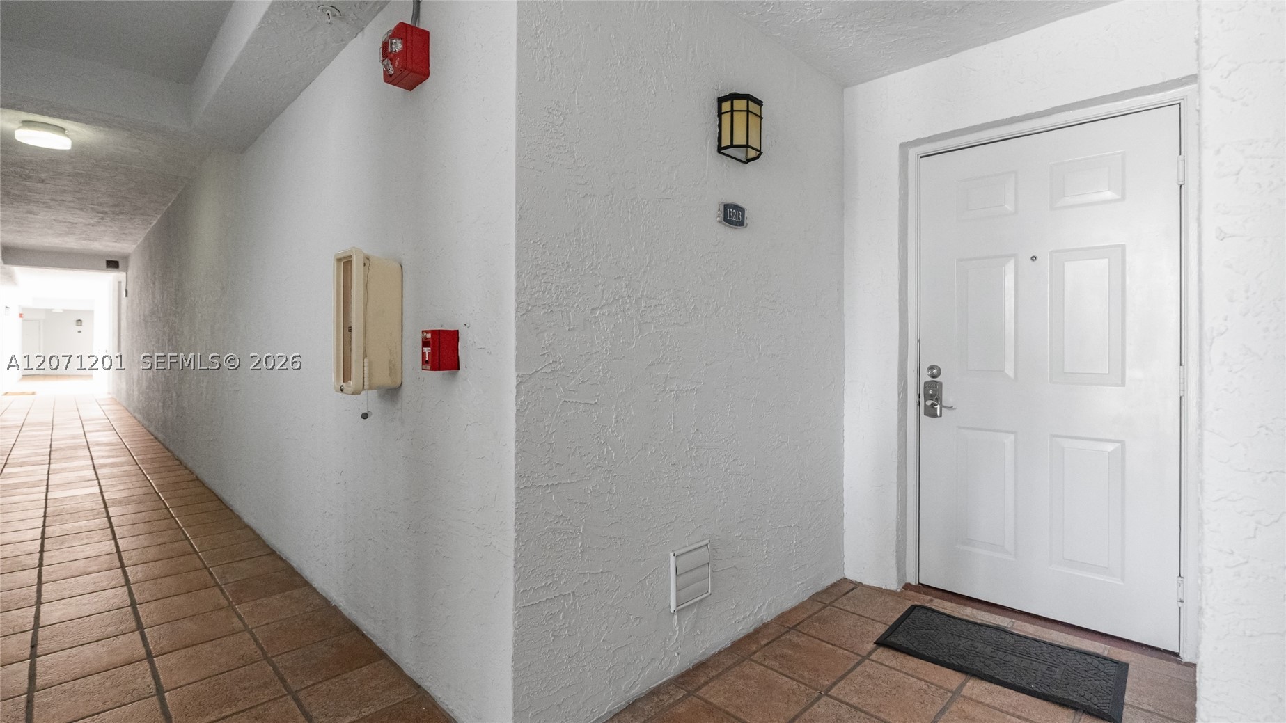 3245 Ne 184th St 13213 Property Photo 18