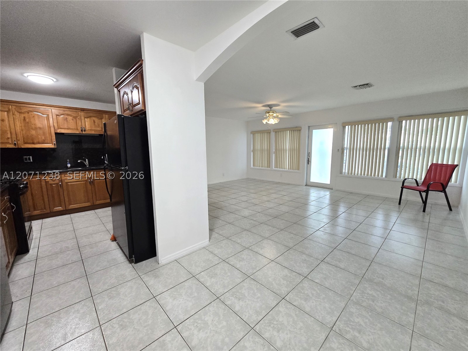 515 Hunter St Property Photo 5