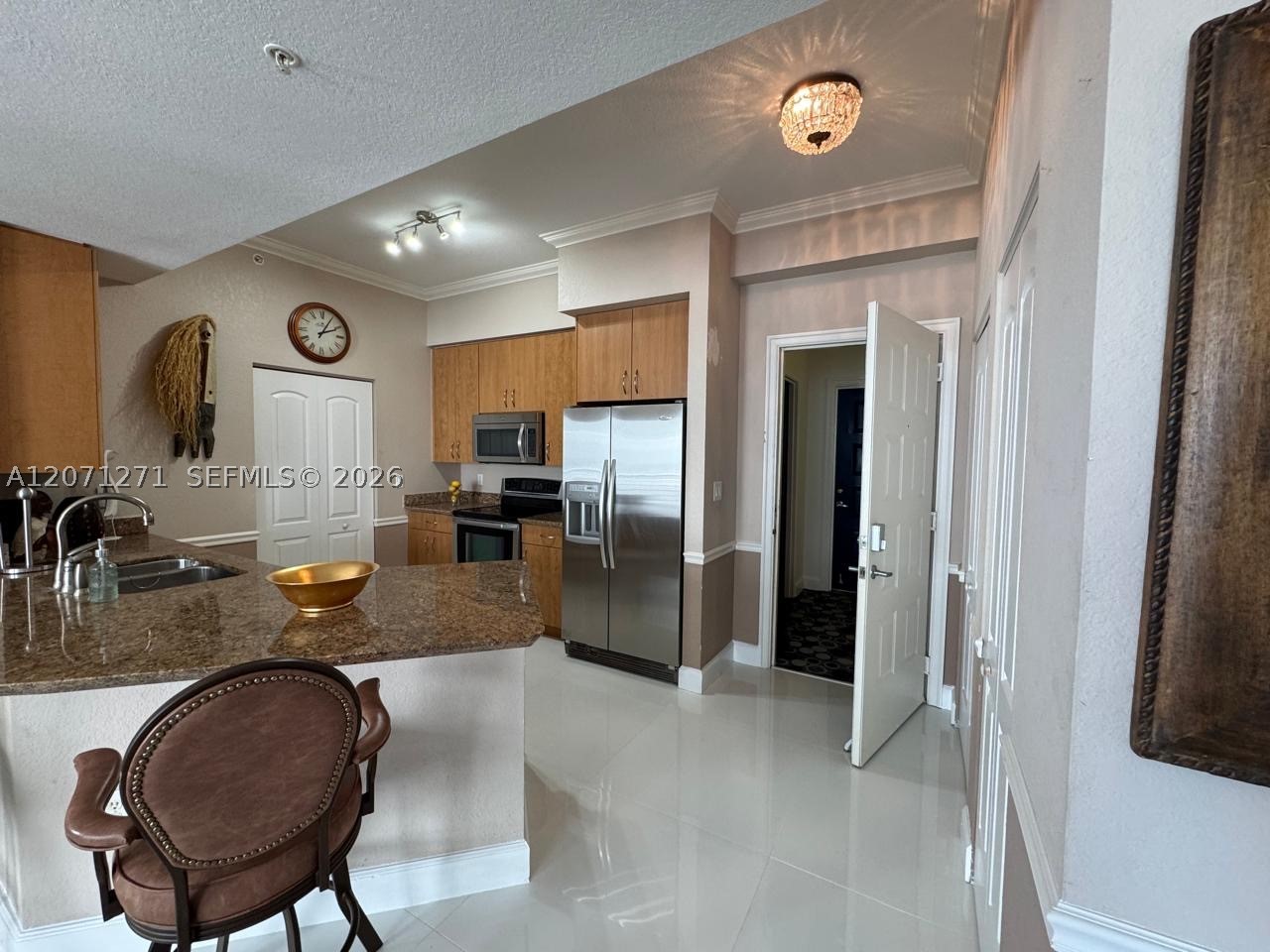 1830 Radius Dr 1105 Property Photo 5