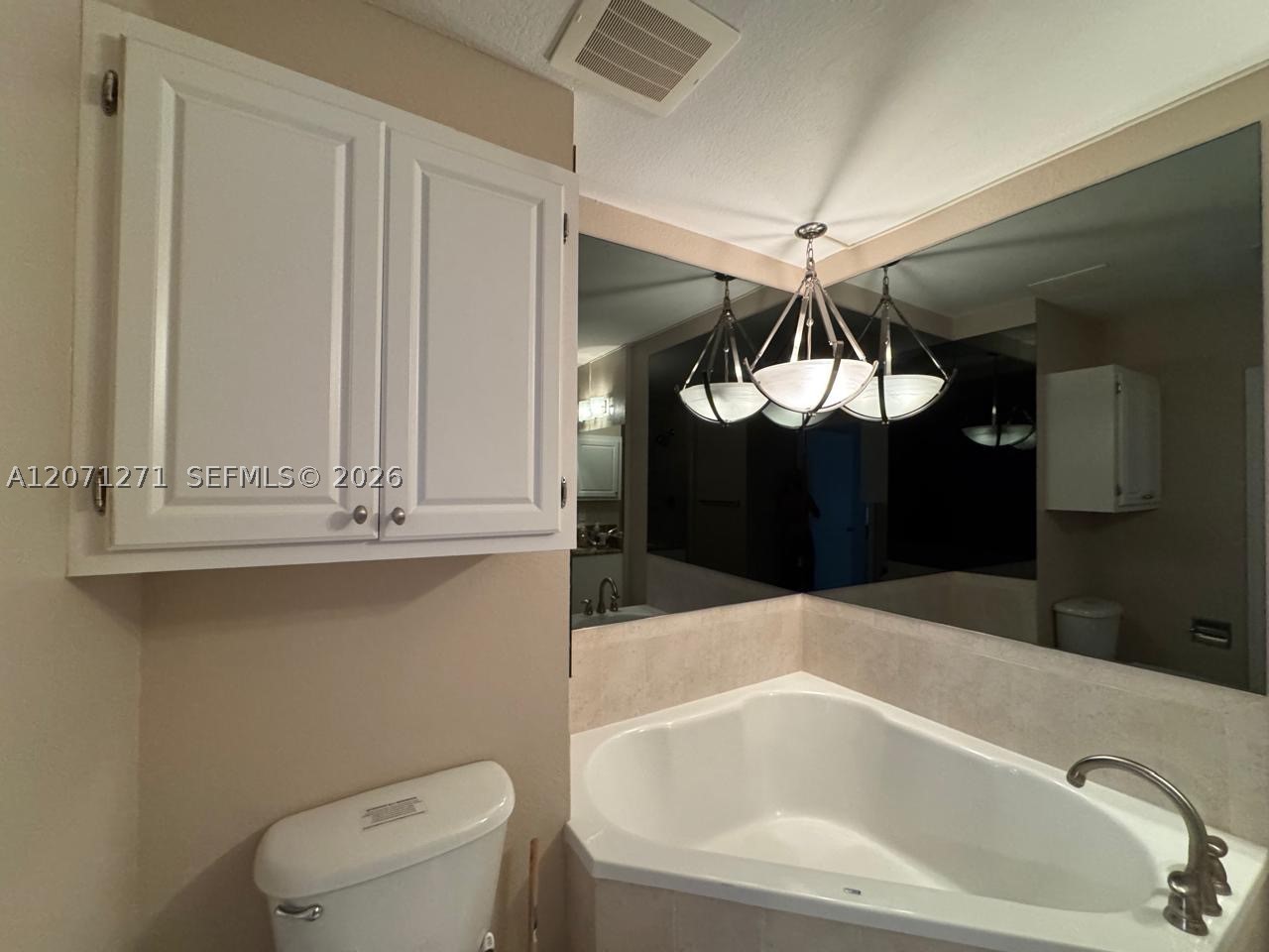 1830 Radius Dr 1105 Property Photo 13