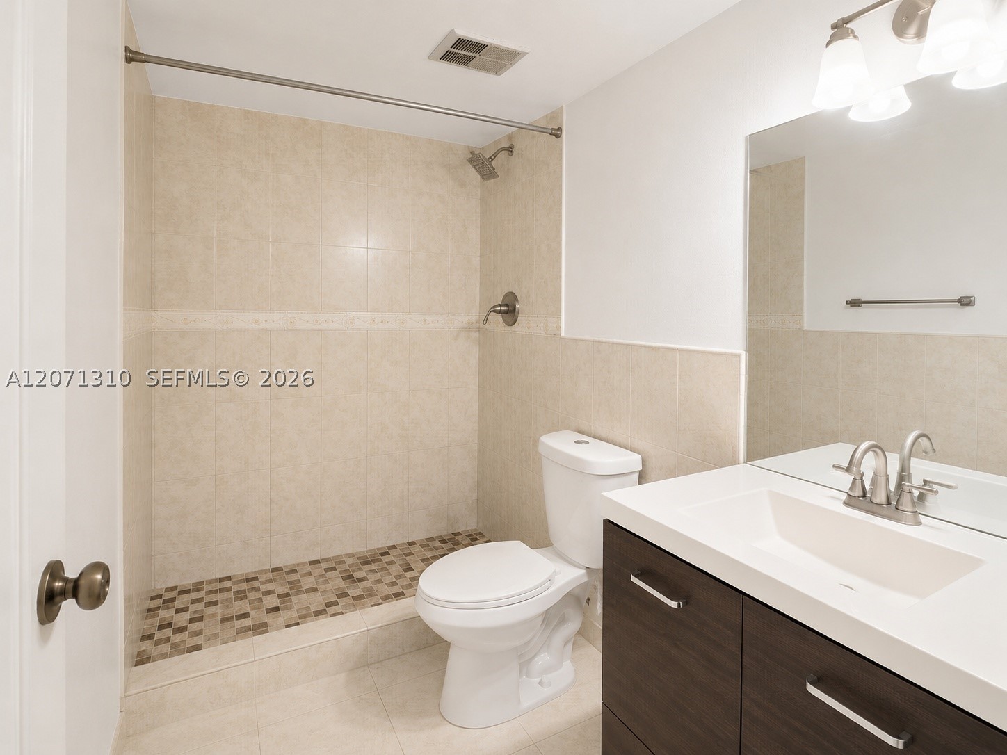 6605 W 26th Dr 24-18 Property Photo 8