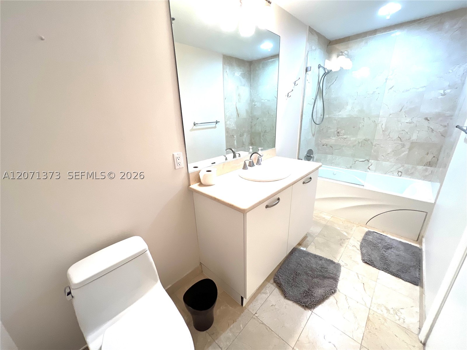 6515 Collins Ave 1801 Property Photo 12