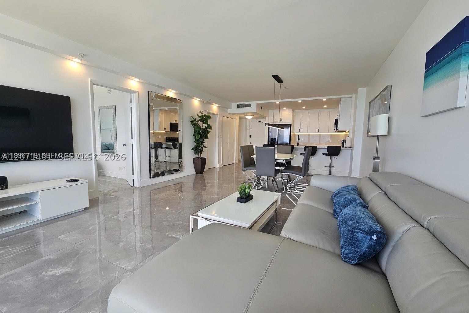 5601 Collins Ave 1409 Property Photo 13