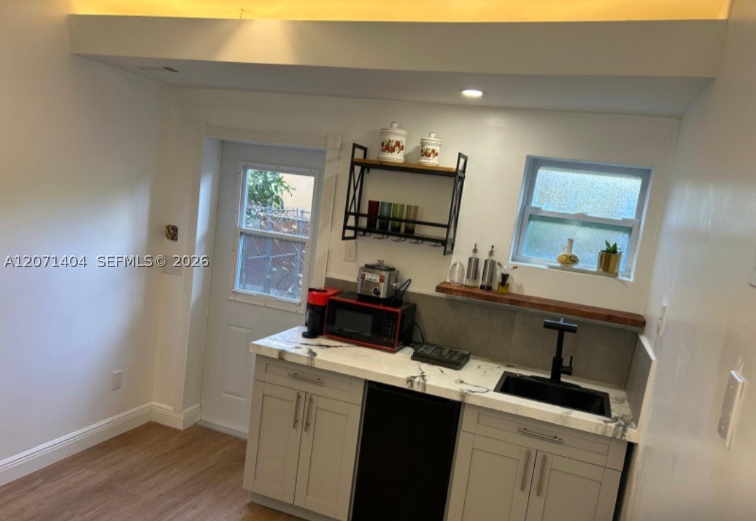661 Ne 164th Ter Property Photo 10