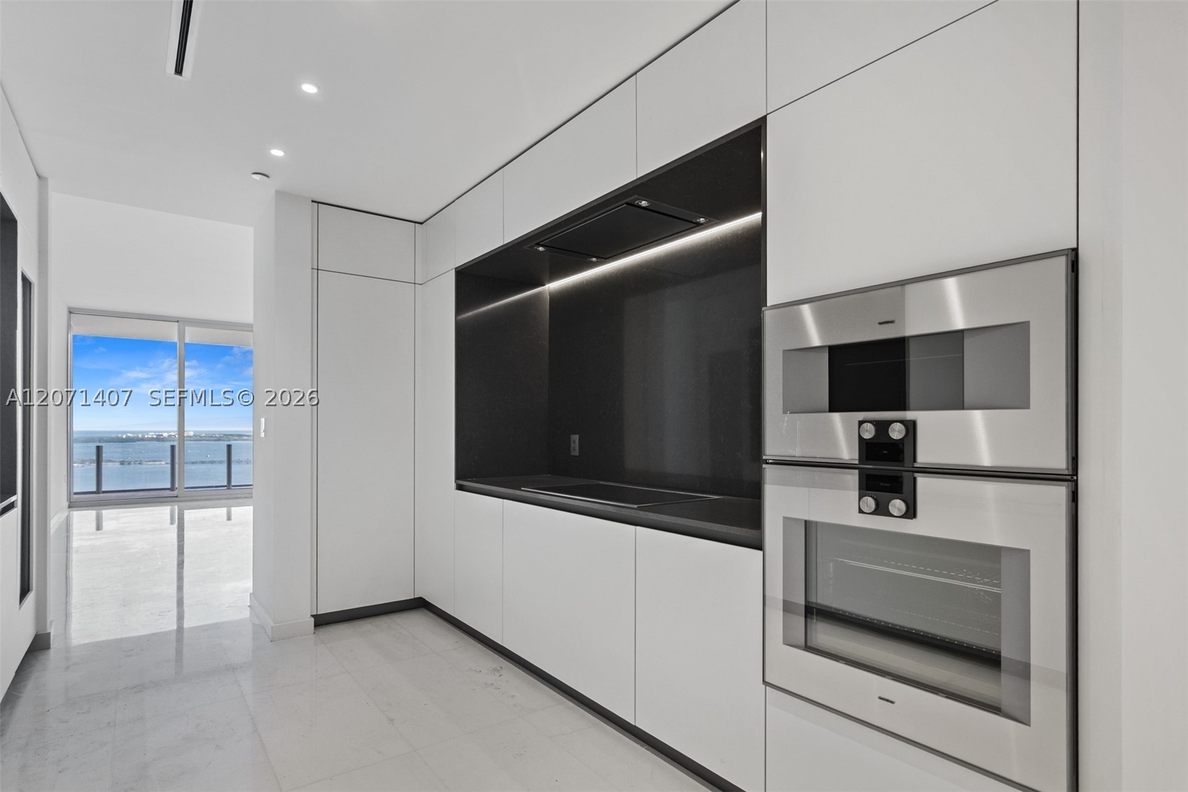 300 Biscayne Boulevard Way 4303c Property Photo 8