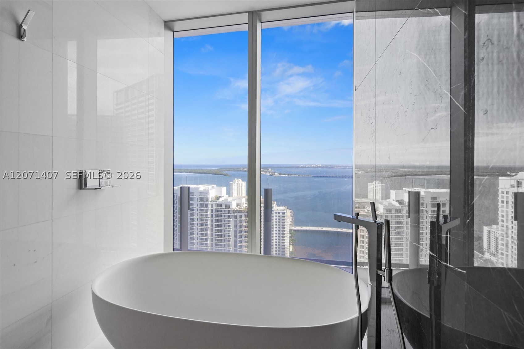 300 Biscayne Boulevard Way 4303c Property Photo 20
