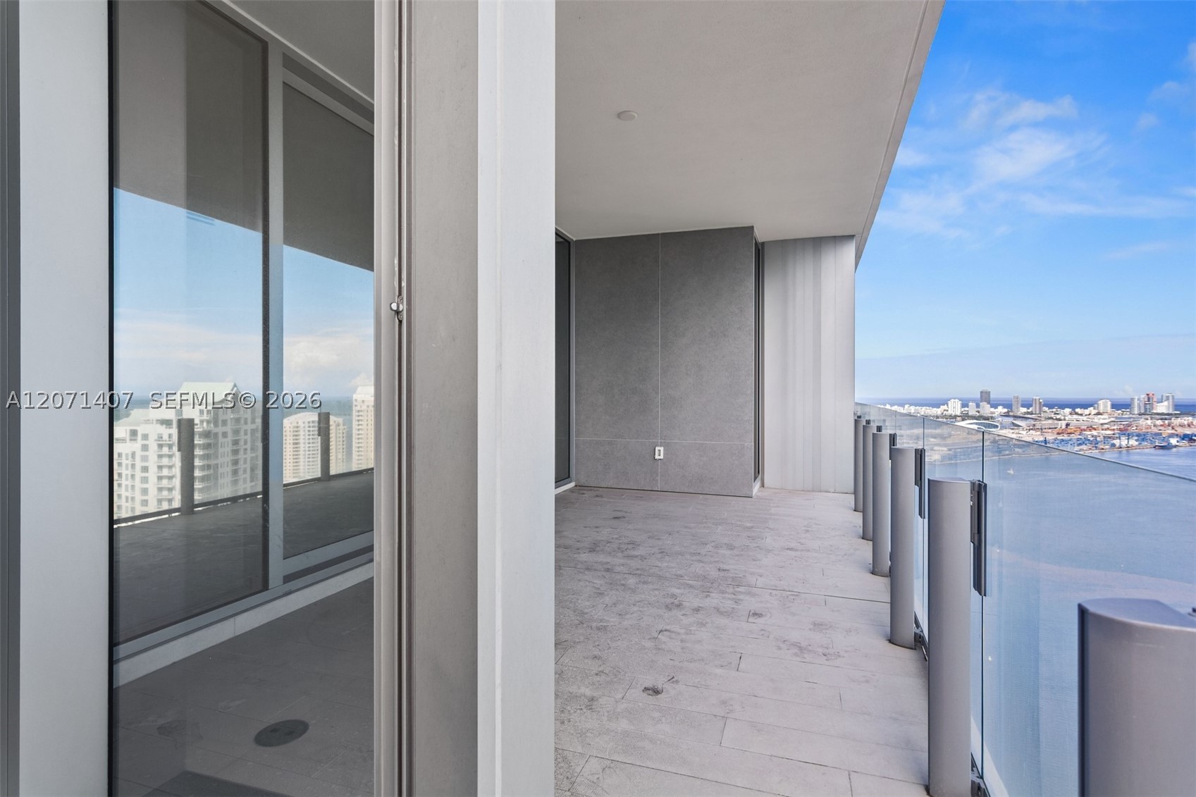 300 Biscayne Boulevard Way 4303c Property Photo 26