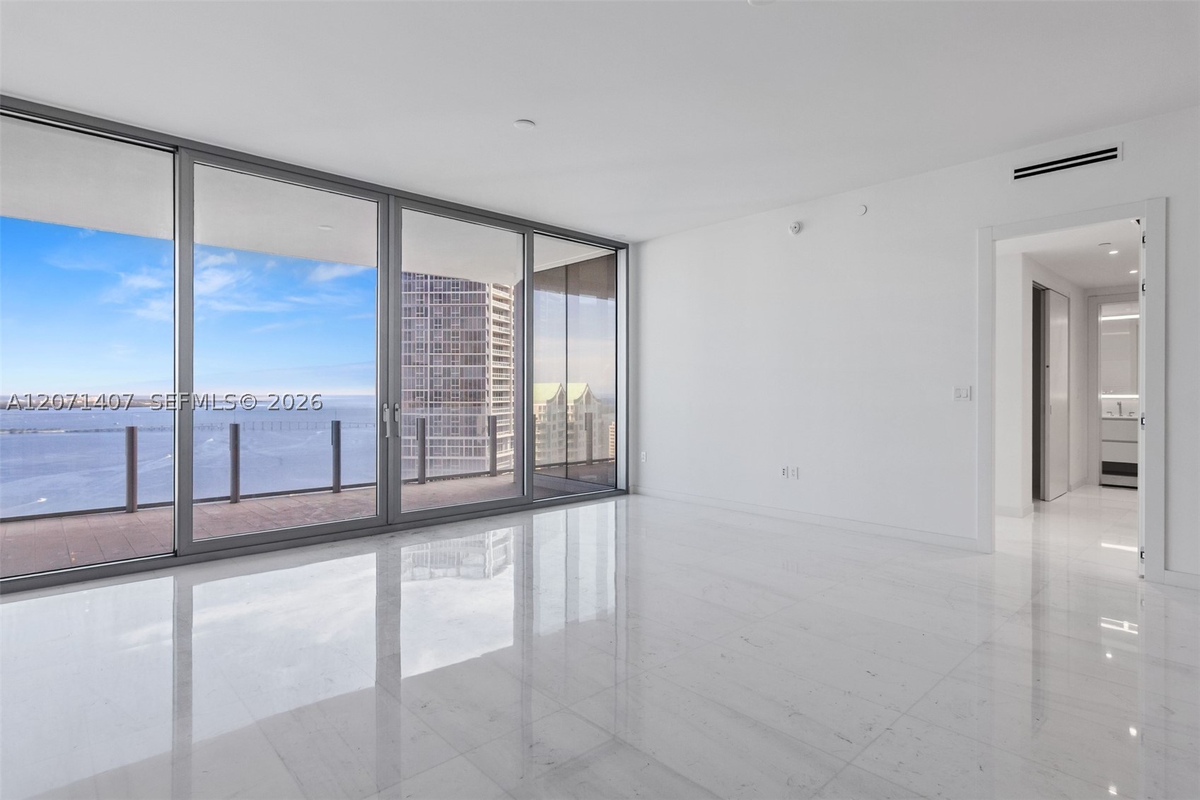 300 Biscayne Boulevard Way 4303c Property Photo 28