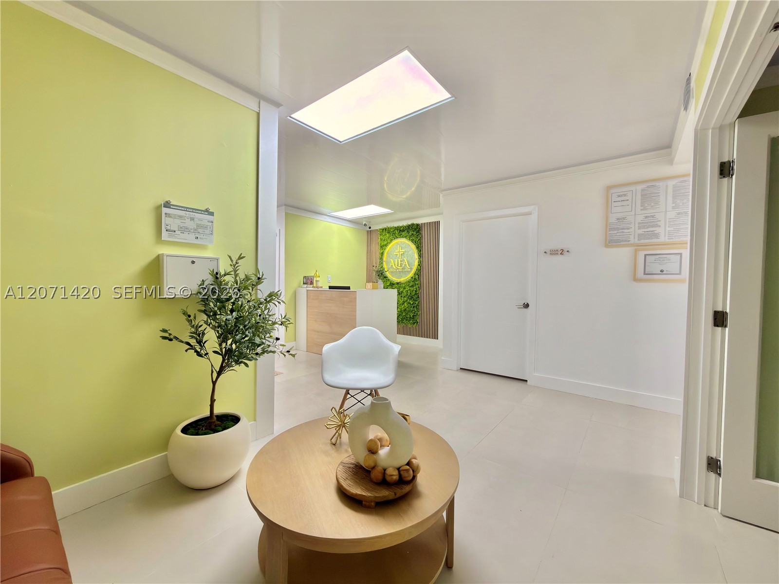 9245 Sw 158 Ln 201 Property Photo 1