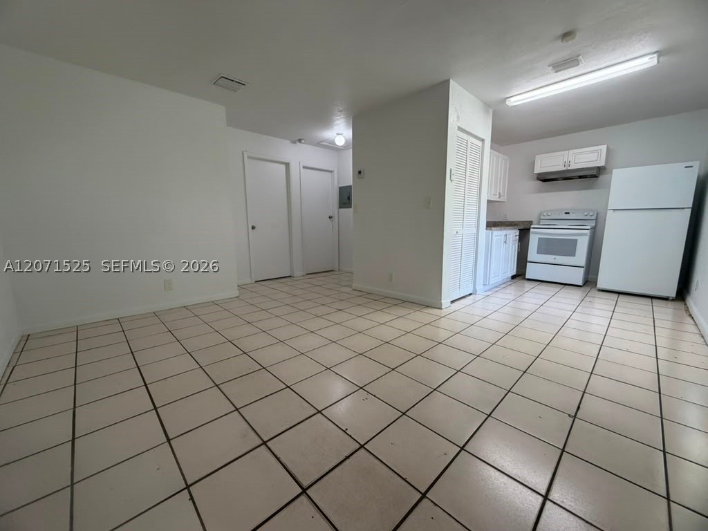 919 NW 2nd Ave 3 Property Photo 1