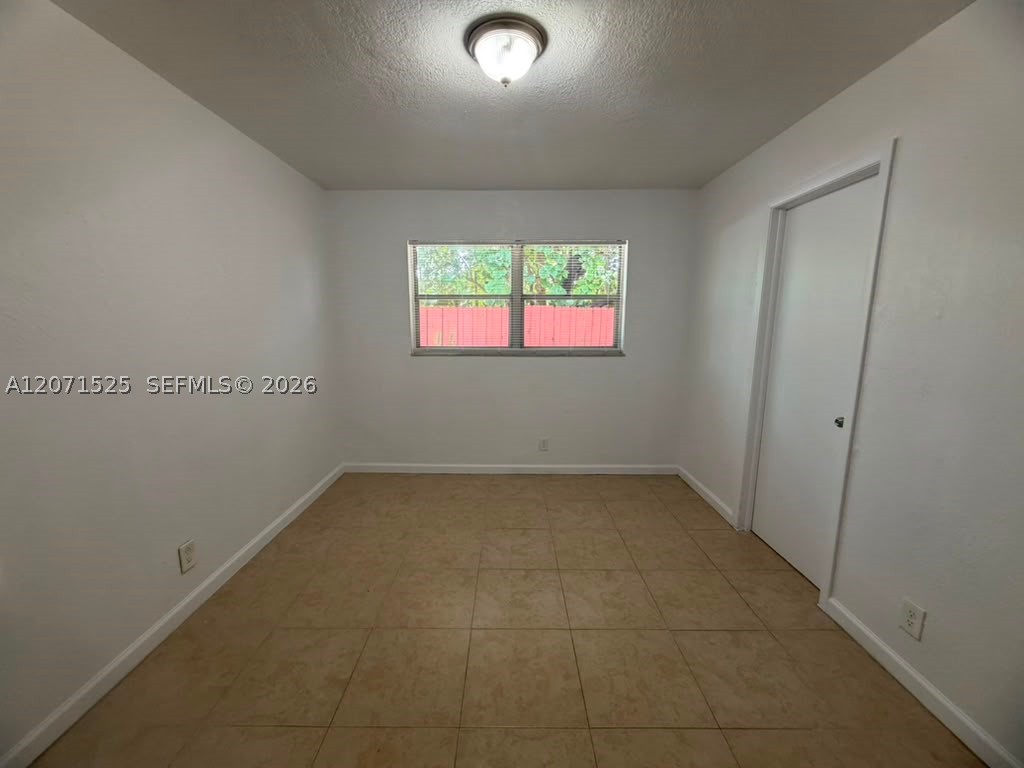 919 Nw 2nd Ave 3 Property Photo 7