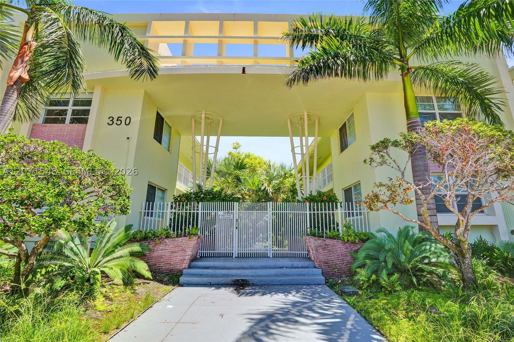 350 S Shore Dr 12 Property Photo 1