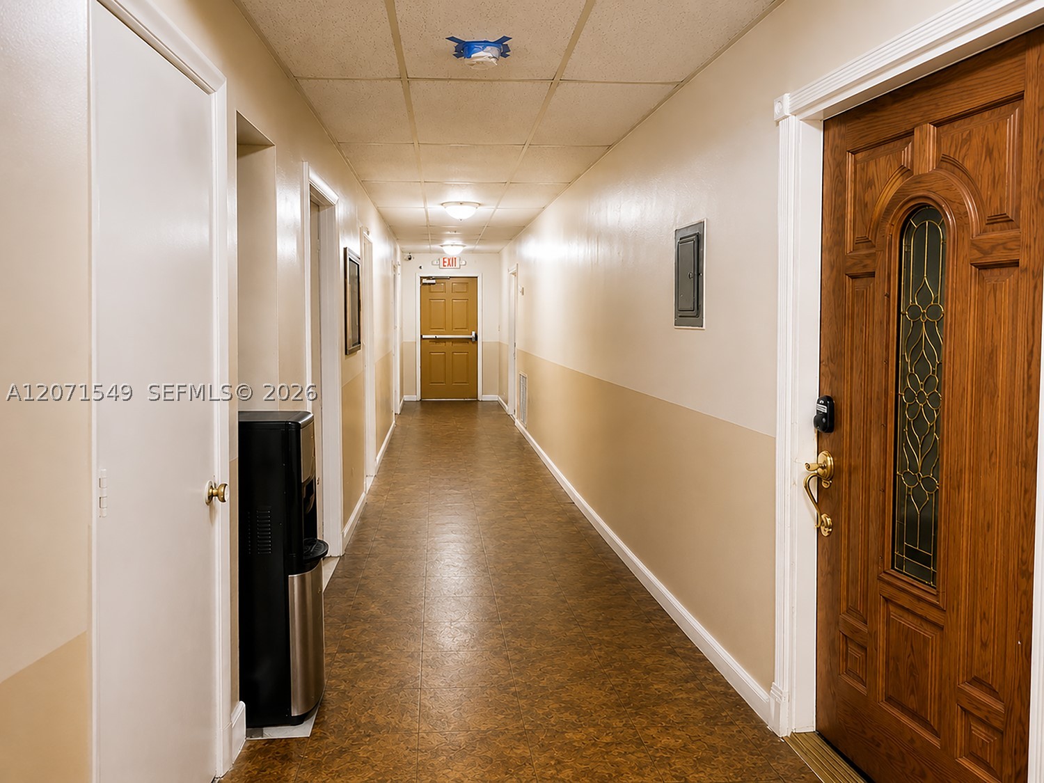 A12071549 Property Photo 12
