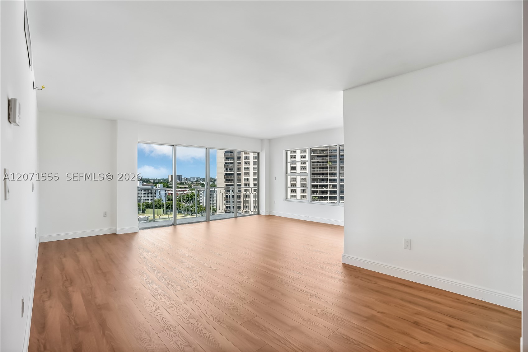 11111 Biscayne Blvd 1000 Property Photo 2