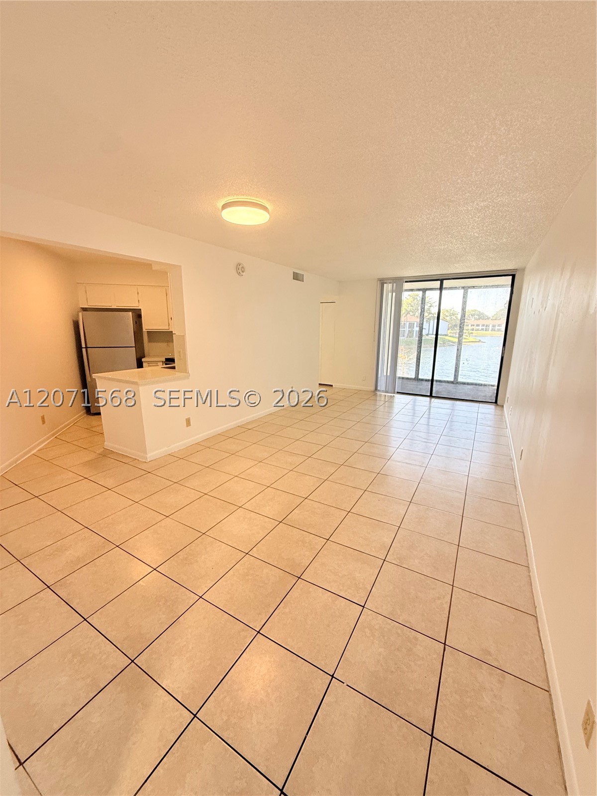 210 Lake Pointe Dr 210 Property Photo 3