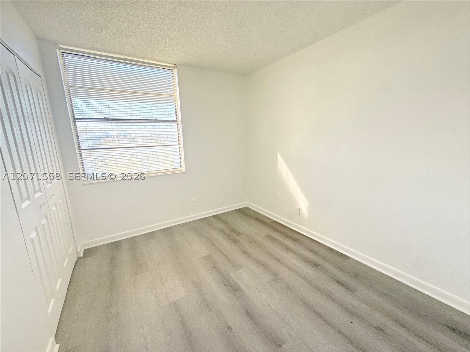210 Lake Pointe Dr 210 Property Photo 10