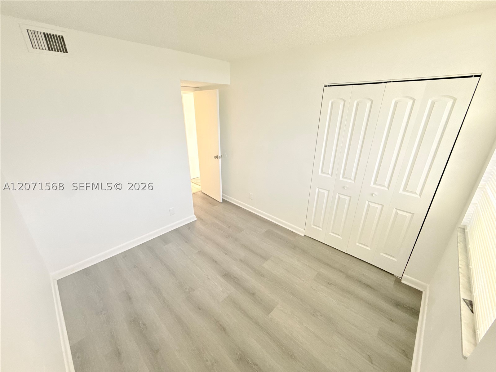210 Lake Pointe Dr 210 Property Photo 11